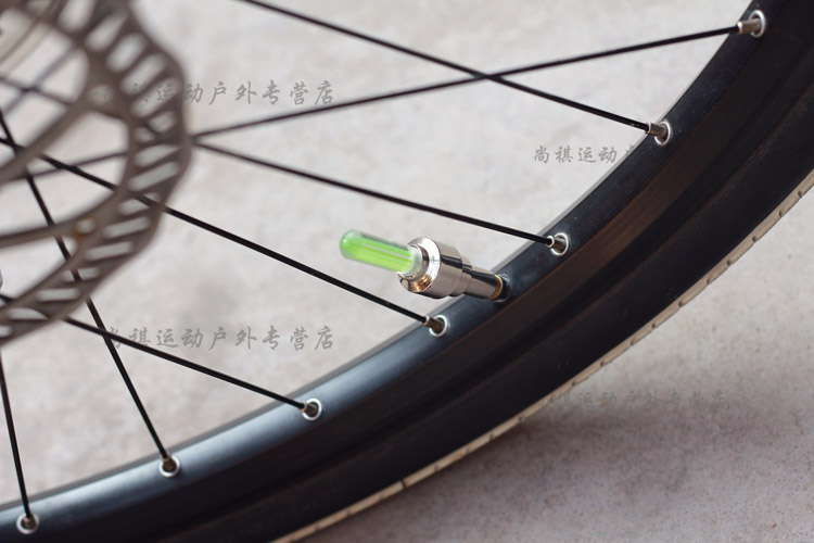Lumière vélo - feux de Valve - Ref 2403784 Image 11