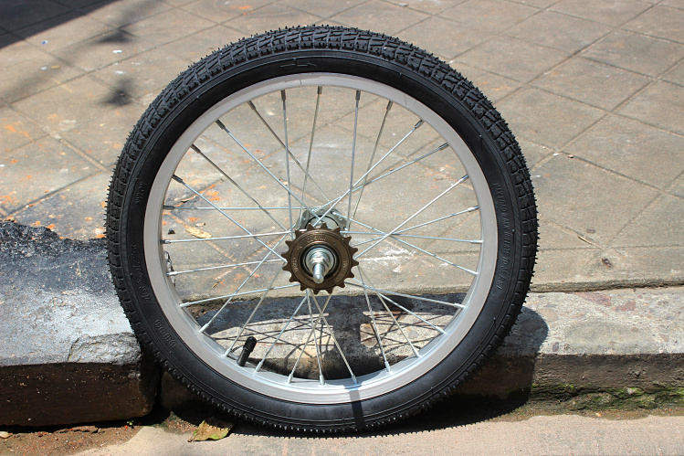 Roues de vélo 18 pouces - Ref 2377604 Image 12
