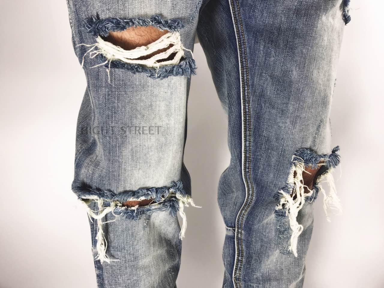 akama高街fog jeans修身小脚百搭浅色膝盖破洞牛仔裤潮乞丐裤男