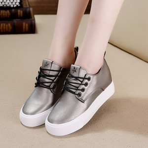 内增高厚底超纤皮面休闲鞋