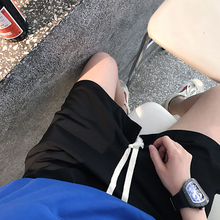 1CHEN / 夏季新款免烫舒适薄款纯色休闲运动裤宽松抽绳松紧短裤男
