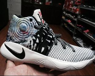 ŷ2ȫǺĥ͸Ӣսѥ kyrie2ŷĶЬ