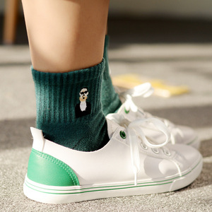 原宿刺绣爱心纯棉中筒袜