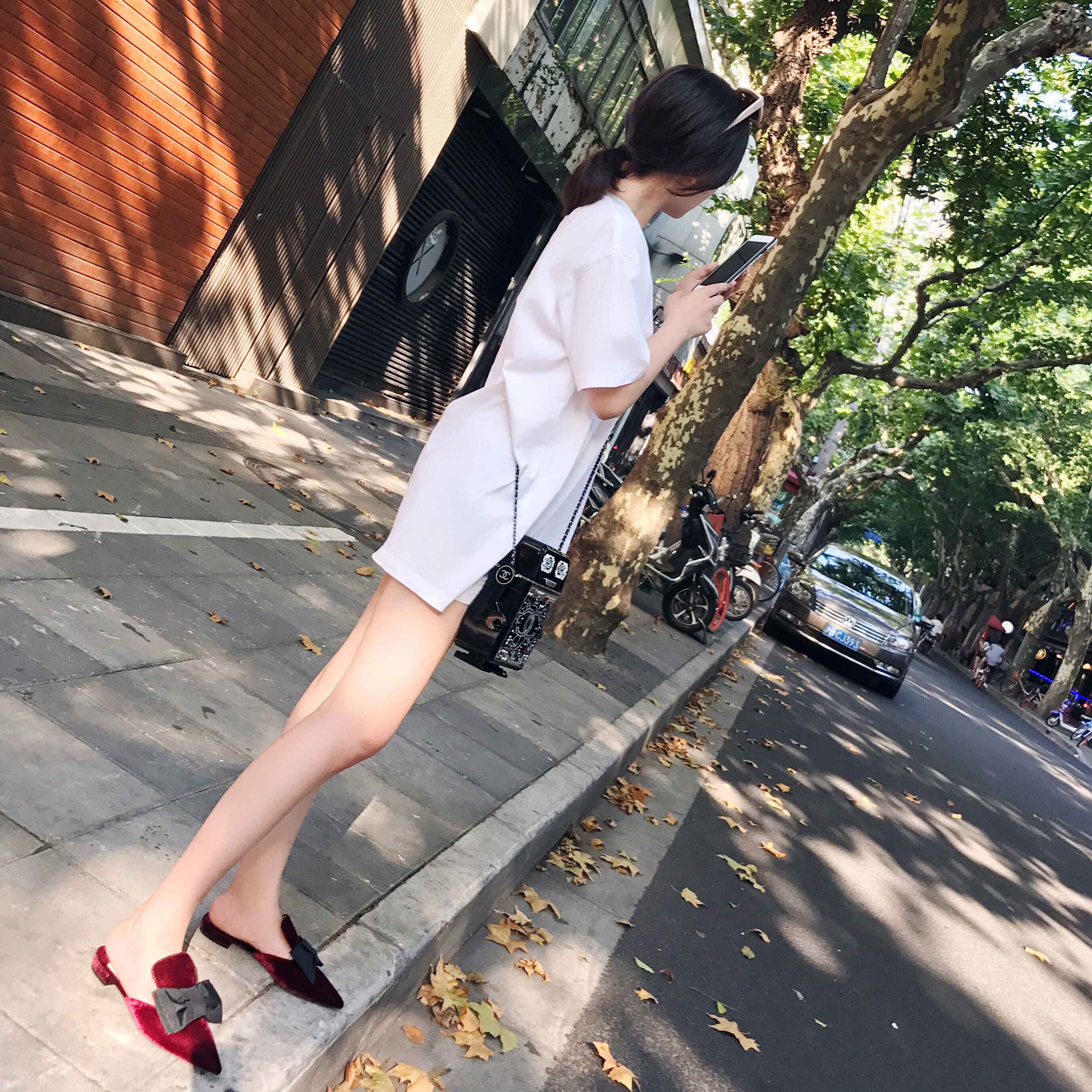 葡萄妈studiolee 丝绒蝴蝶结穆勒拖鞋平底外出穿女鞋秋时尚百搭