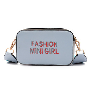 ulzzang宽肩带小方包