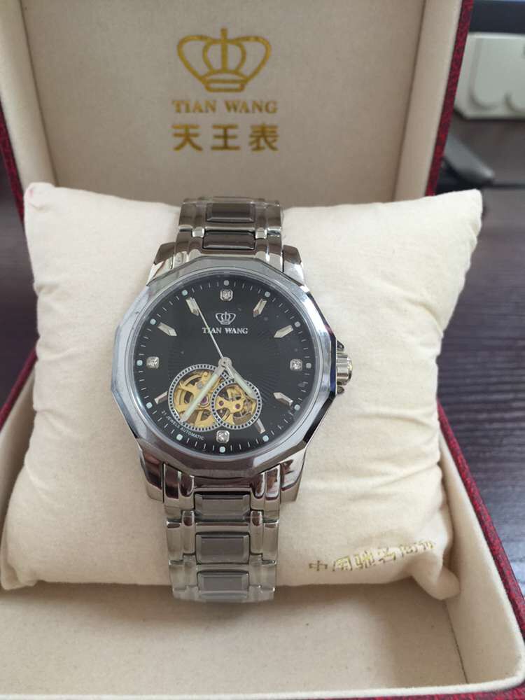 2、天王手表的价格和图片怎么样？：天王手表的档次是多少？