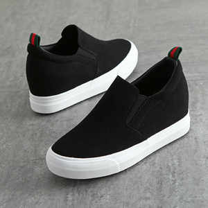一脚蹬厚底内增高帆布鞋