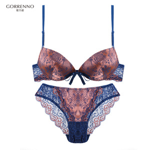 歌力诺蕾丝刺绣文胸套装