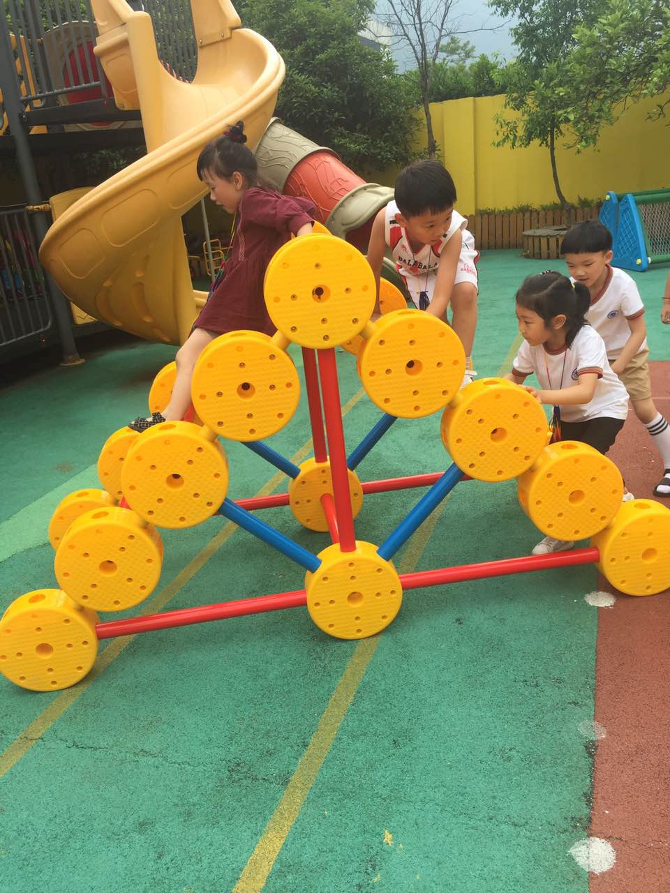 幼儿园儿童训练器材管道攀爬架组合钻洞感统训练土语玩具万能工匠