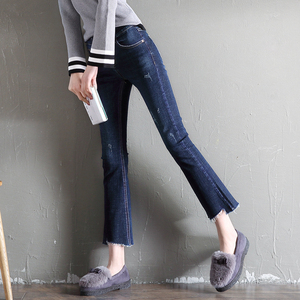 破洞微喇牛仔裤