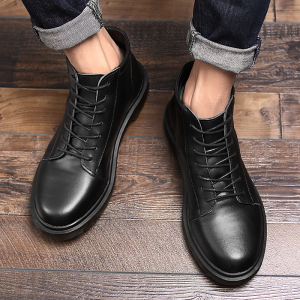 青年高帮马丁鞋