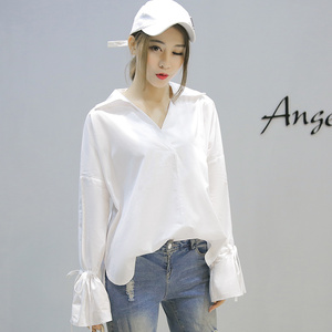 春装宽松喇叭长袖白衬衫