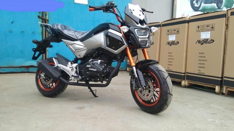 泰版小猴子摩托车跑车125-150cc公仔小怪兽跑车街车小飞鹰m3狒狒