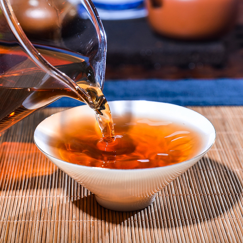 云南茶叶 普洱茶熟茶饼茶老普洱熟茶饼357g 普洱饼茶