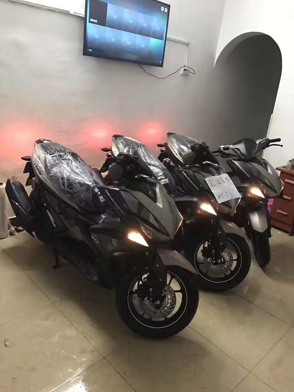YAMAHA雅马哈nvx155迷彩色限量版 豪配无钥