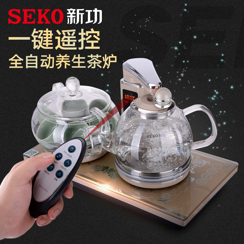 对于刘伶利的家人来说,这几天的感受就像坐过山车一样,事情终于迎来了转机。 本报8月19日报道了《大学女教师患癌被开除事件调查》,8月20日,兰州交通大学派工作组到博文学院对此事进行调查。8月22日,博文学院发出道歉信,承认学院草率作出了解除劳动合同的决定,实属不妥。8月23日,博文学院院长登门道歉,家属获得赔偿。 近日,多名原博文学院教师向中国青年报中青在线记者反映,他们与刘伶利一样,因为患病,有被学校开除的经历。谁会是下一个刘伶利,我们该怎么办? 开除和解除劳动合同性质完全不同