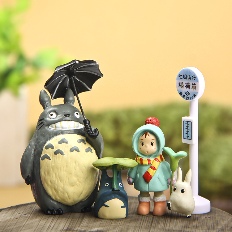 限时秒杀宫崎骏雨天公交站叽喳冬装小梅大号笑脸撑伞龙猫造景公仔