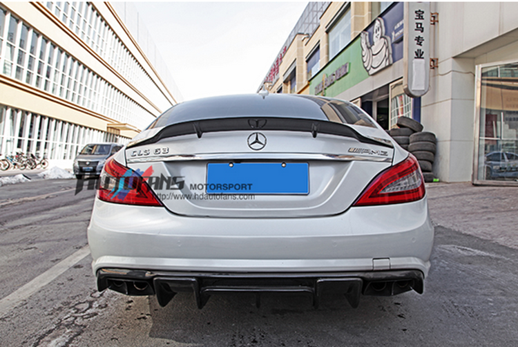 奔驰w218 cls300 cls350 cls63 改装 renntech 碳纤尾翼后扰流