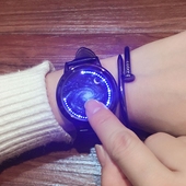 电子手表男智能创意个性发光led触屏简约黑白情侣表韩版潮女学生