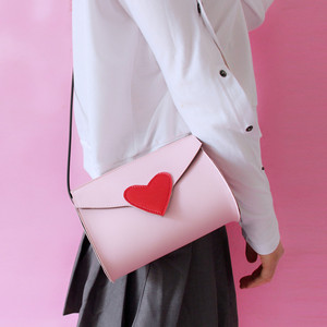 日系少女心斜背包