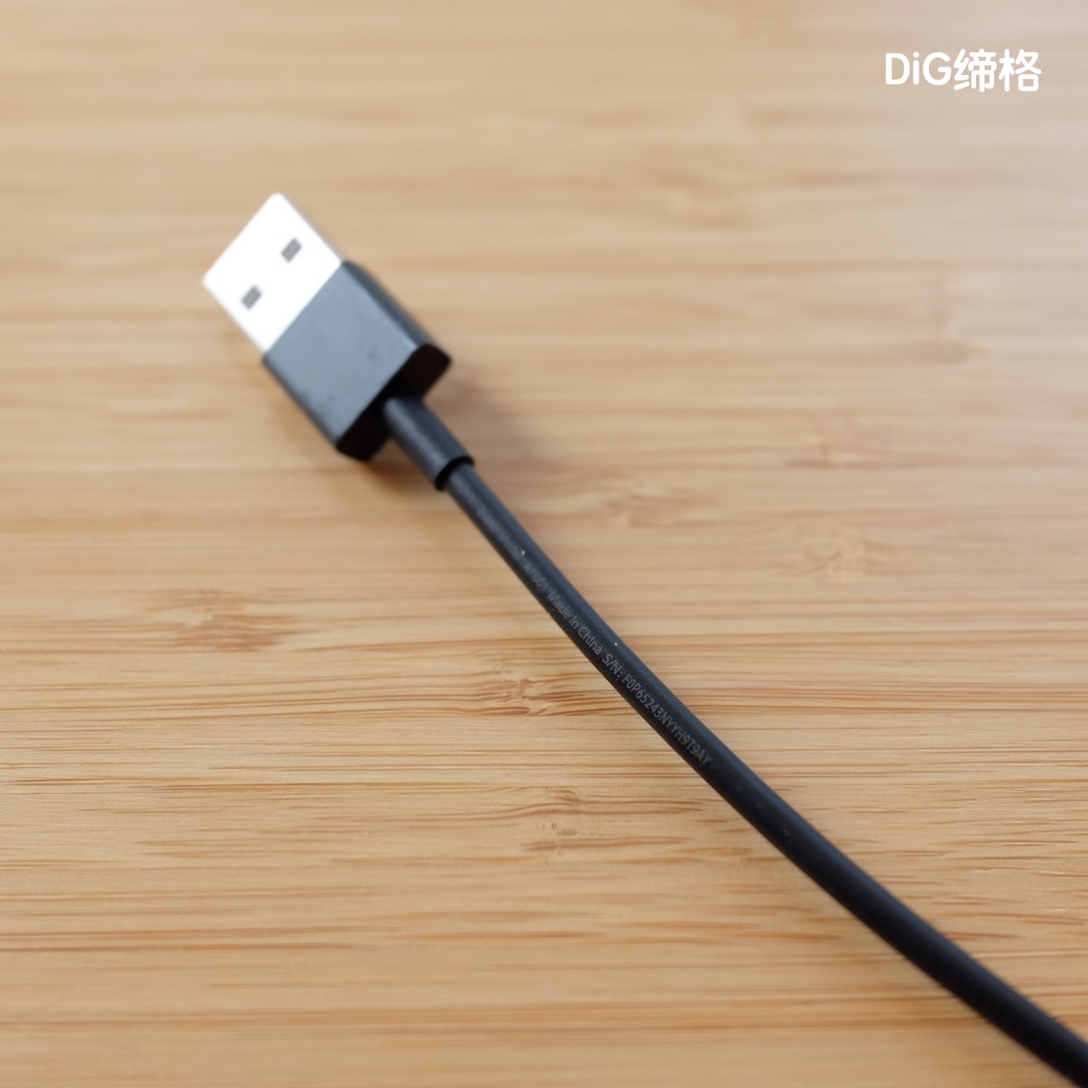 beatsx 20cm lightning充电数据短线 黑色散装(接头表面有磨损)