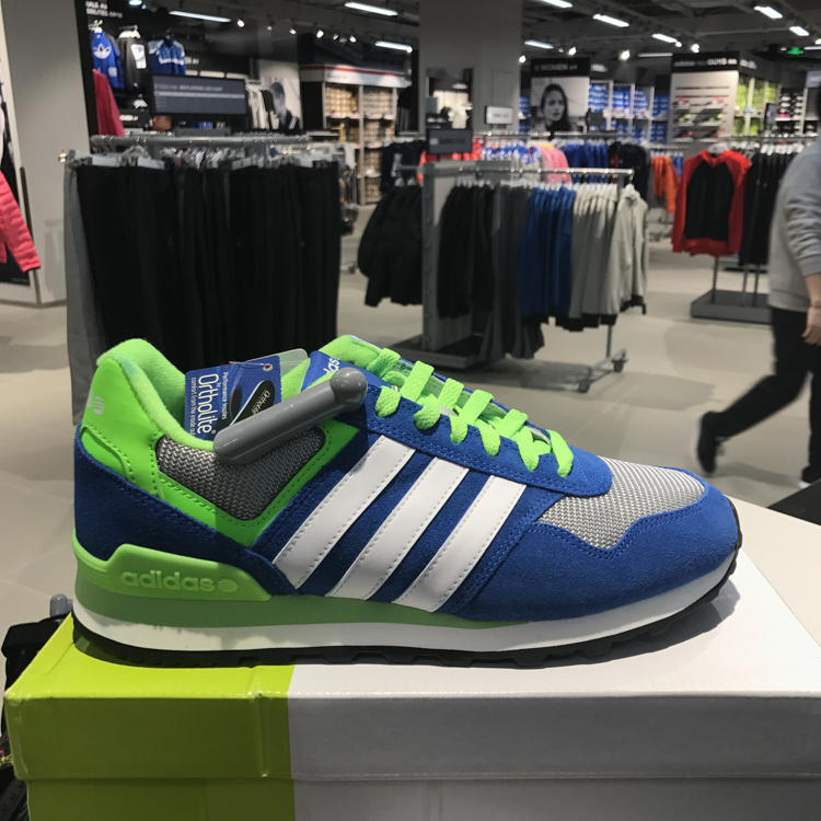 adidas/ 阿迪达斯 neo 男子生活复古跑步鞋 aq1563