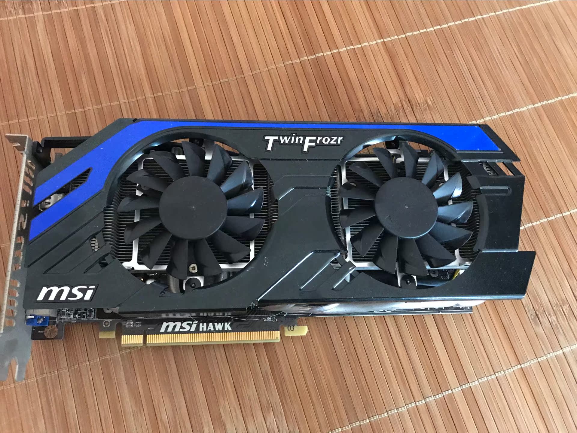 msi/微星 r7870 hawk 2g gddr5 256b hd 7870显卡 twinfroz