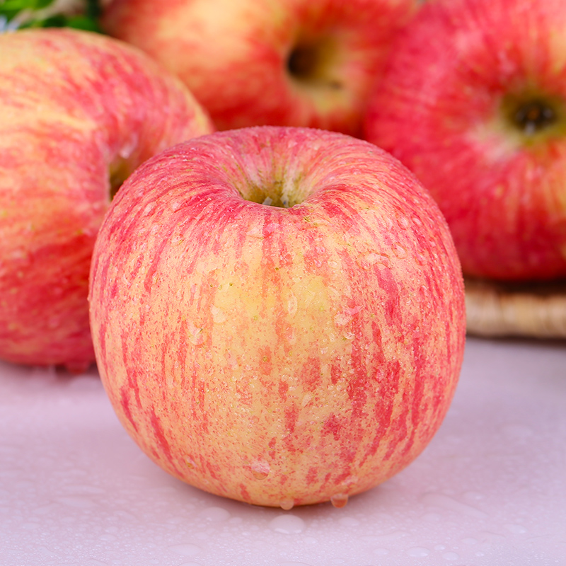 山东烟台红富士栖霞苹果多汁脆甜5斤大苹果水果大果8个左右五斤