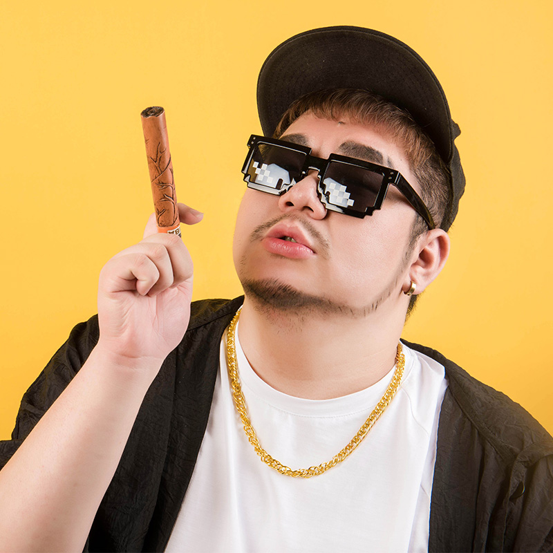 歪瓜出品马赛克眼镜装逼三件套装b抖音神器暴