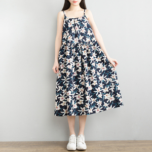 森小棋森女系文艺碎花连衣裙