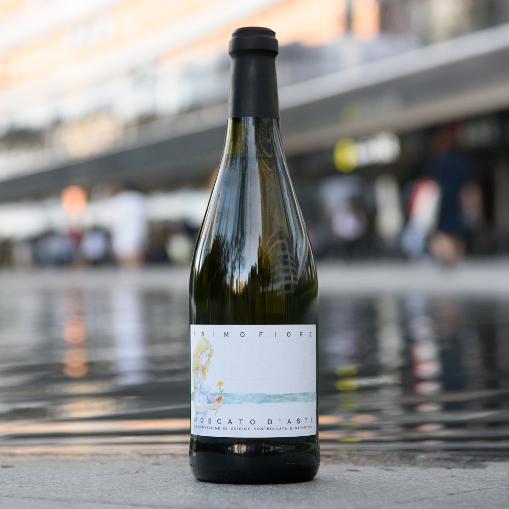 小花甜白微起泡莫斯卡托moscato d"asti意大利进口微气泡葡萄酒