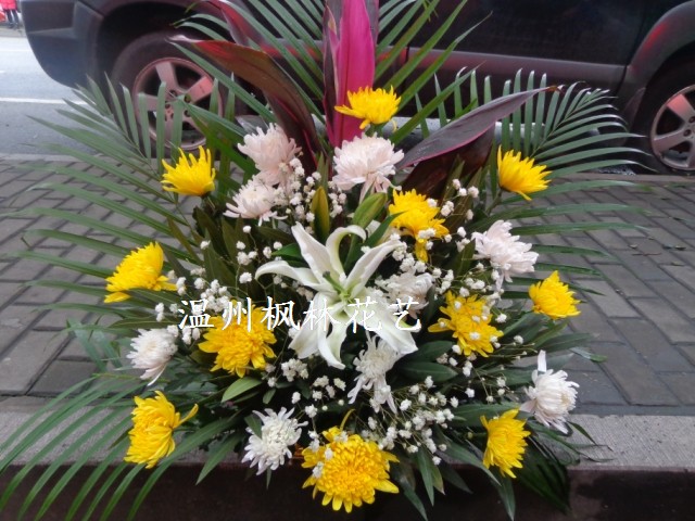 悼念鲜花灵堂鲜花清明节扫墓鲜花 温州实体
