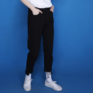 黑色高腰直筒毛边牛仔裤