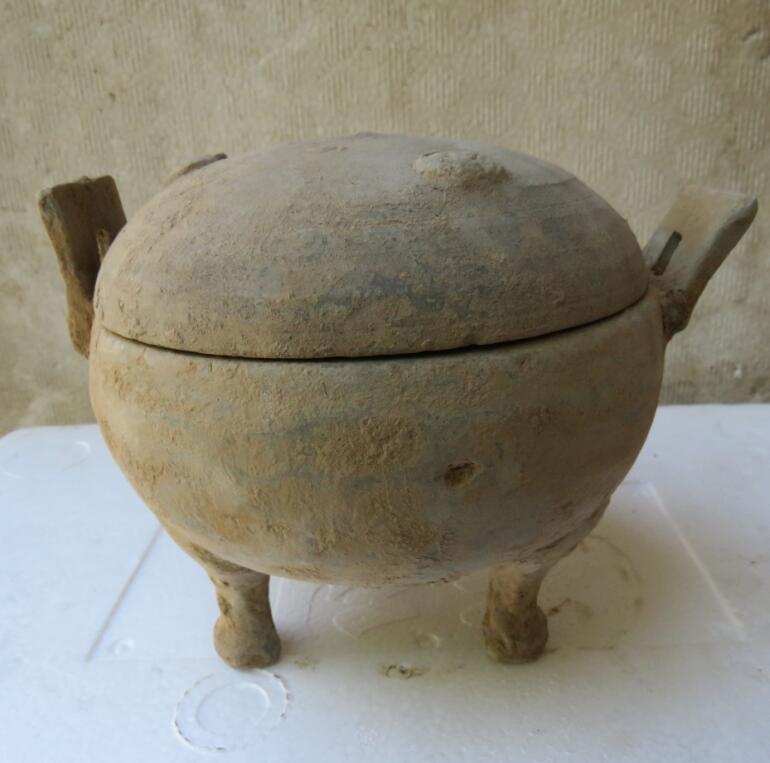 古董古玩古代高古陶器,汉代灰陶陶器汉代灰陶带牛陶鼎一个