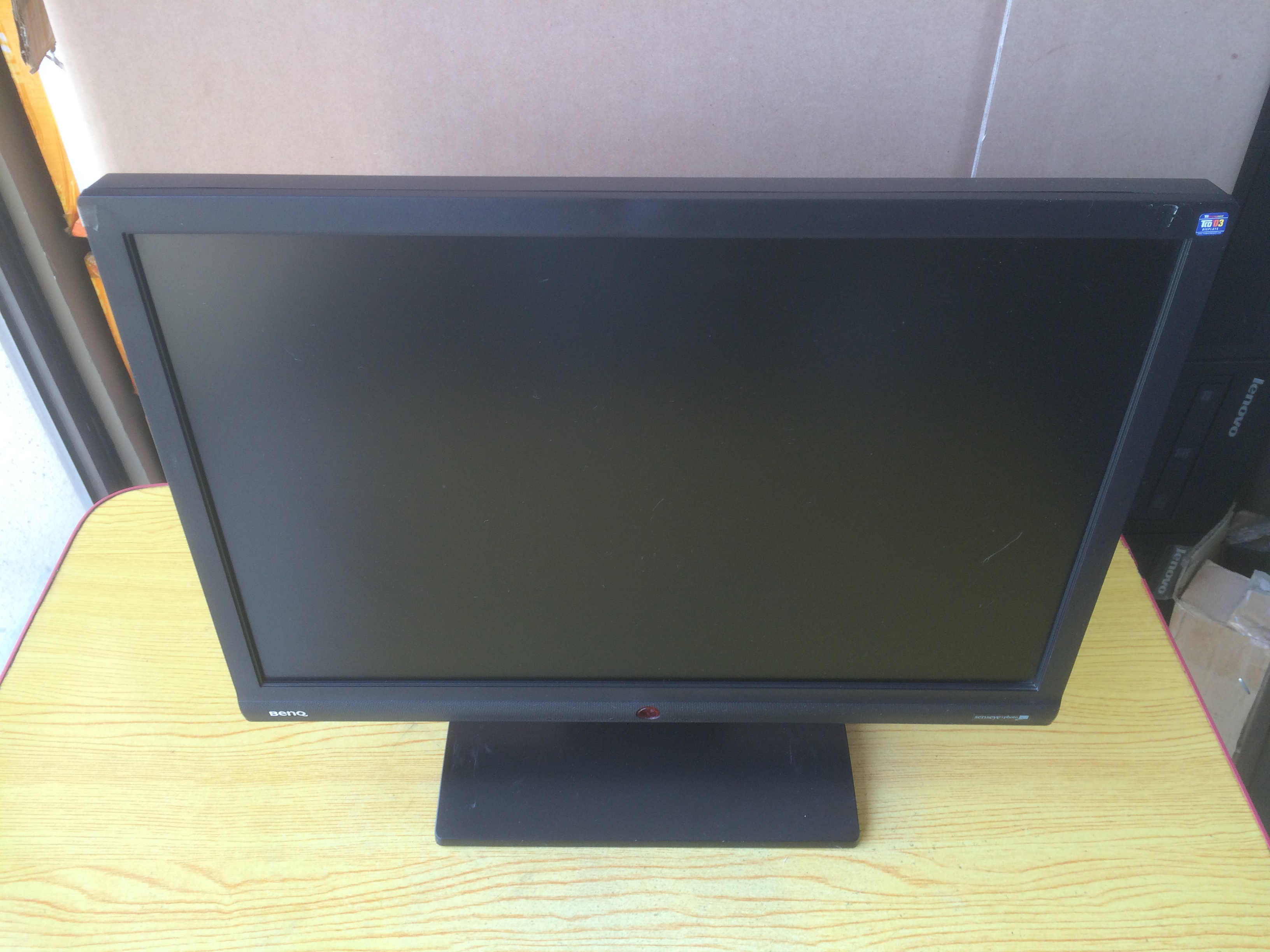 干净流畅的线条BenQ G系列19英寸降价100