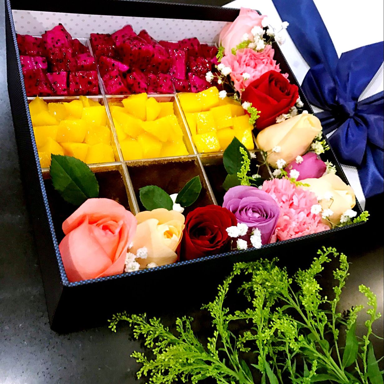 现货七夕玫瑰花盒手提鲜花礼盒创意爱心花艺包装婚礼伴手礼品盒-阿里巴巴