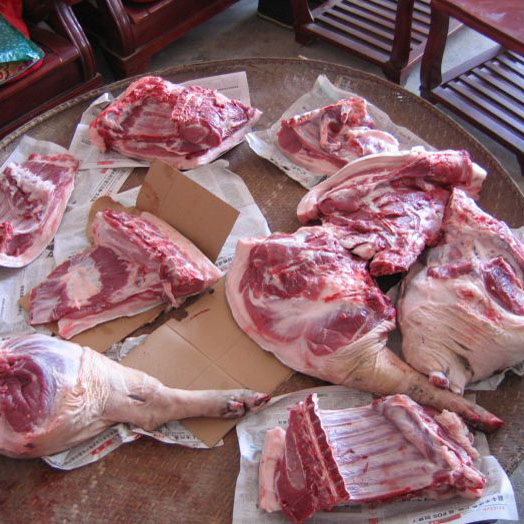 农村原生态农家土猪肉 散养黑猪肉五花肉猪肋排骨笨猪