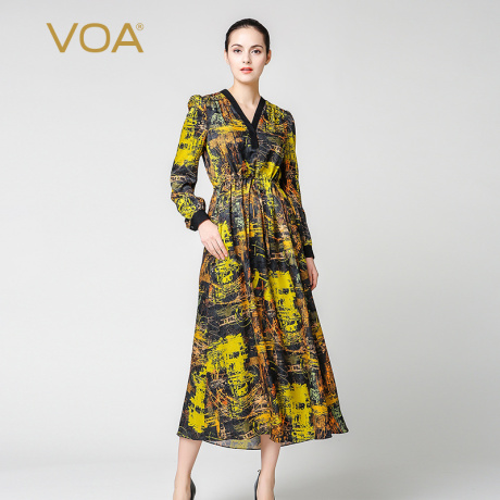 VOA金峰石褐提花真丝镶边V领衬衫袖抽绳褶皱自然腰长袖连衣裙商品大图