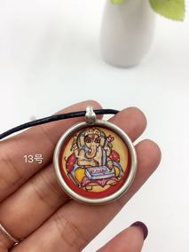 印度纯银手绘挂牌,象鼻财神细密画,直径27mm,送绳结