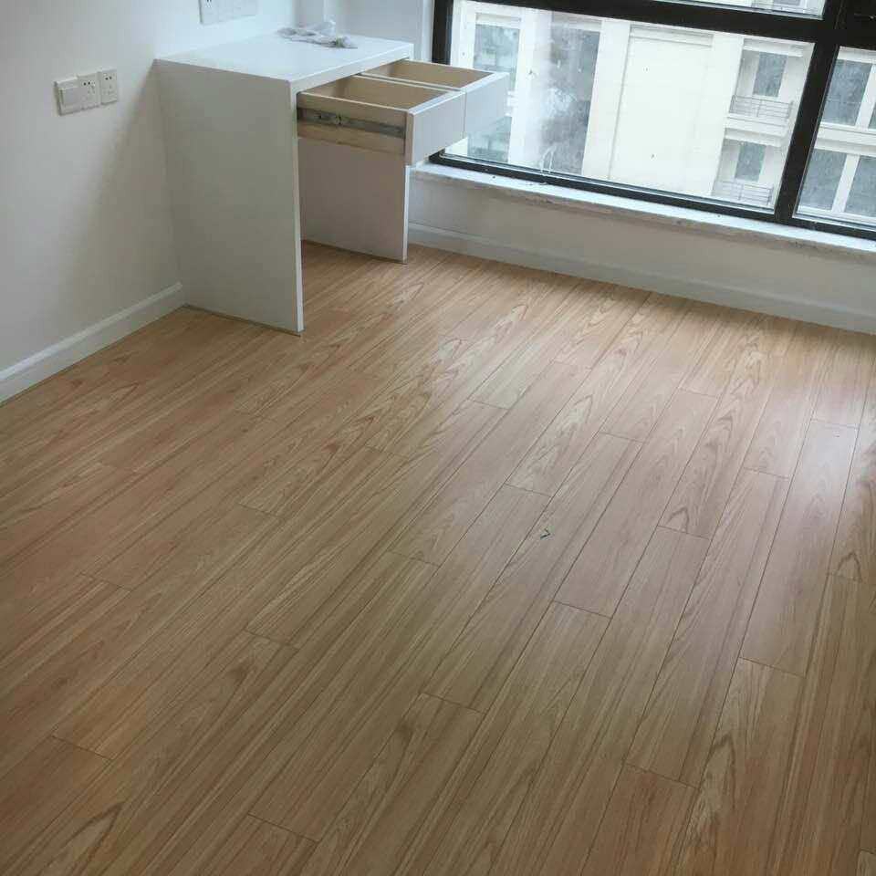 圣象强化复合地板br3161柚木纹家用环保耐磨防潮现代简约店长推荐