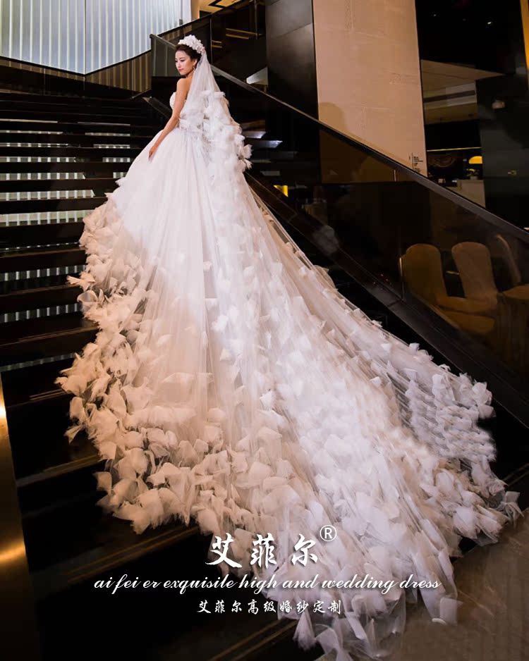 婚纱16新款韩版时尚豪华长拖尾性感抹胸立体花高端定制婚纱礼服
