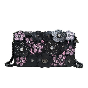 手工花朵锁扣包