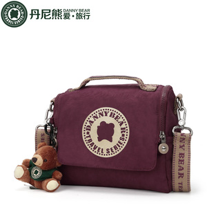 丹尼熊经典款斜挎包