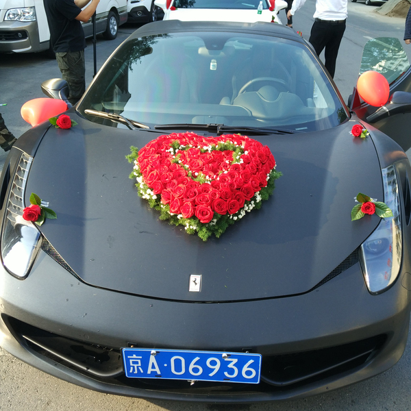 热销婚礼鲜花 北京鲜花速递婚礼现场花艺布置