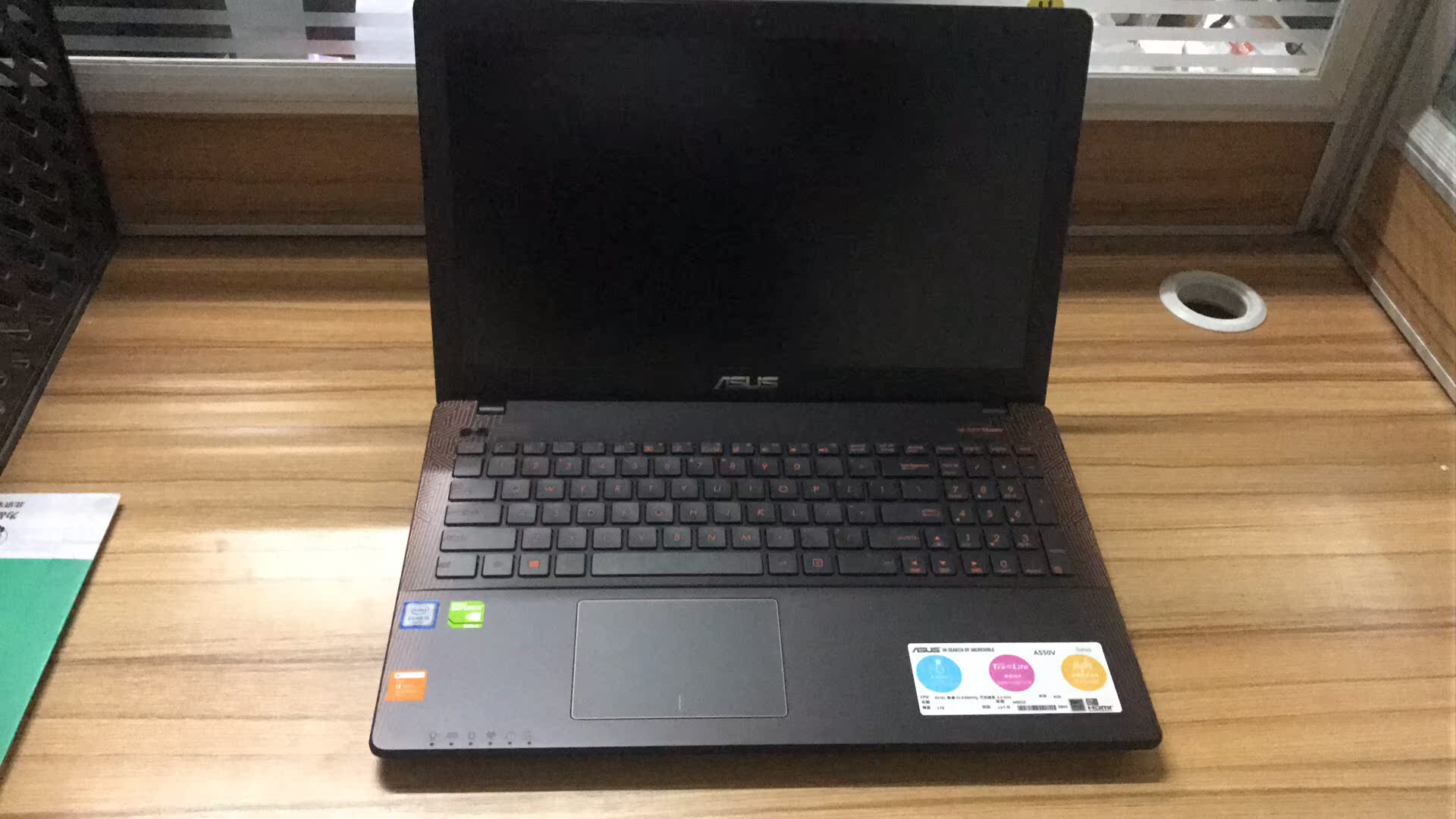 asus/华硕a550 vx50vq6300飞行堡垒 独显 学生四核游戏笔记本电脑