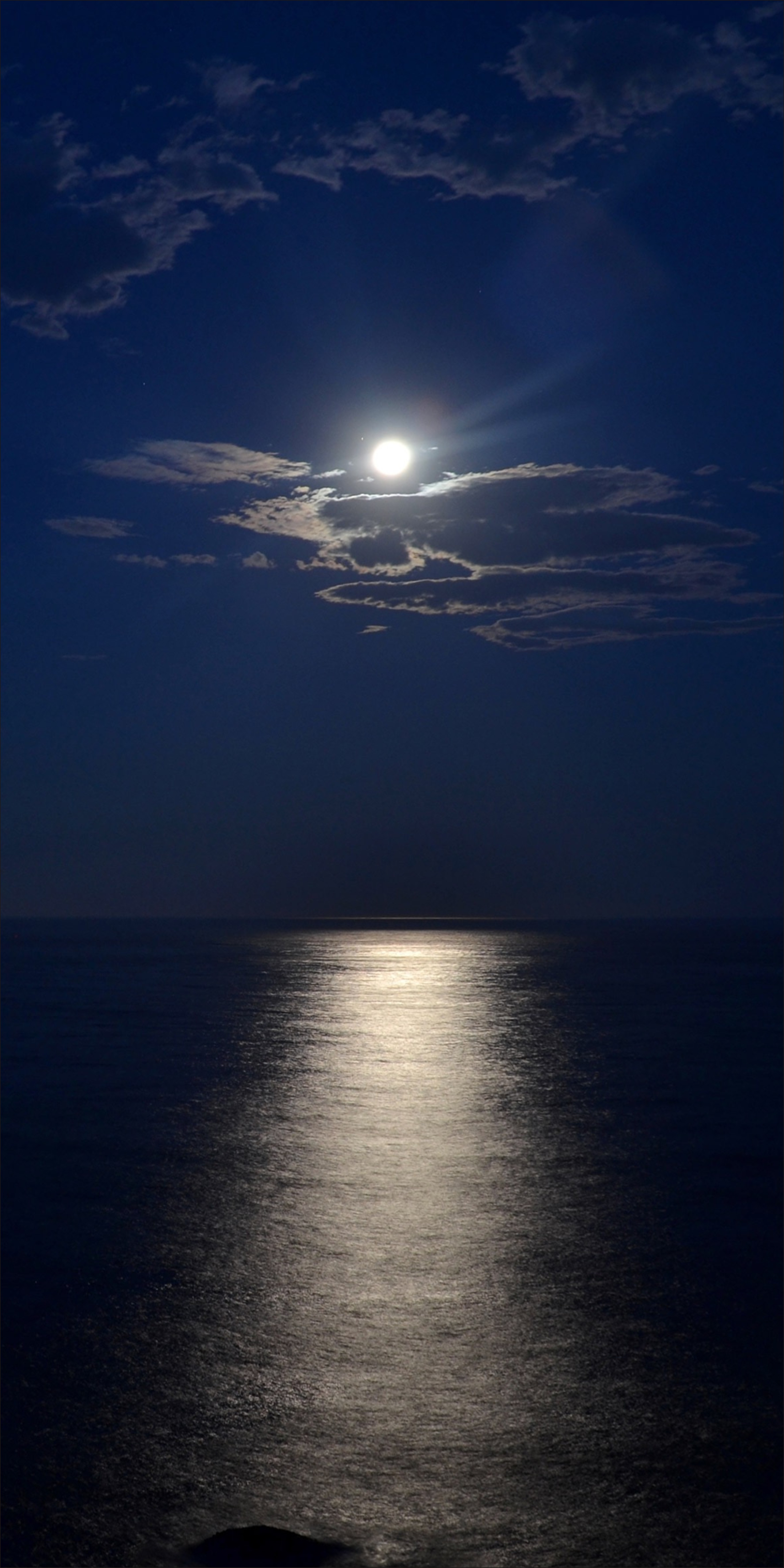 大海夜空海面映月满月挂画壁画无框画装饰画6030尺寸两幅九折包邮