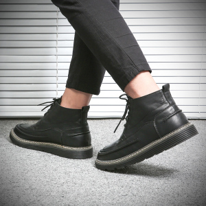 青年高帮加绒马丁靴