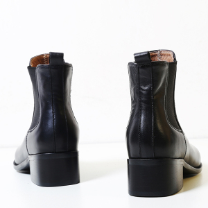岛上中跟真皮切尔西靴