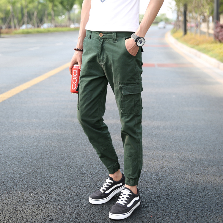 正品[褐色皮鞋配蓝色牛仔裤]蓝色配什么颜色好