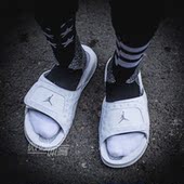 AJ13男子运动拖鞋 684915 100 400 Jordan RETRO XIII 微妙体育Air